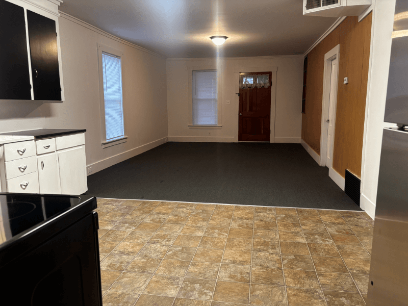 Franklin Apartment: 47 Elkins street, B