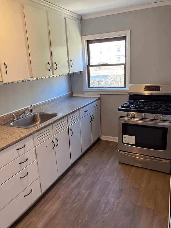 Fall River Other: 229 Brightman Street