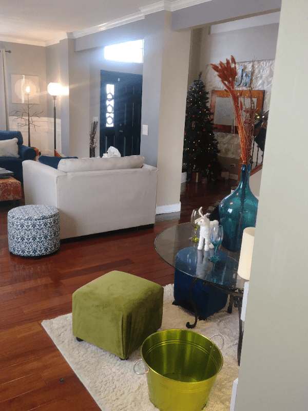 Carpentersville House: 6700 Pine Lane