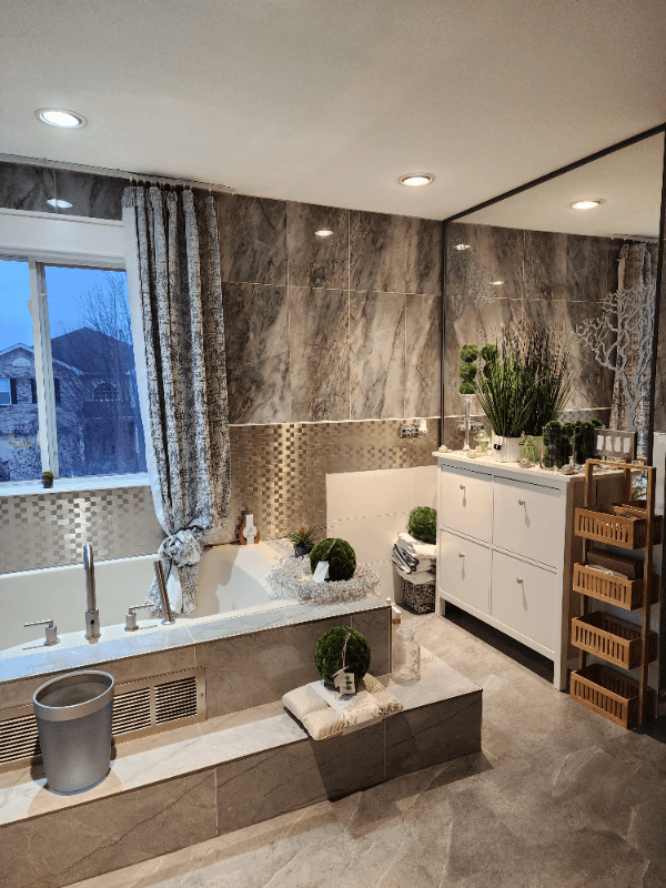 Carpentersville House: 6700 Pine Lane