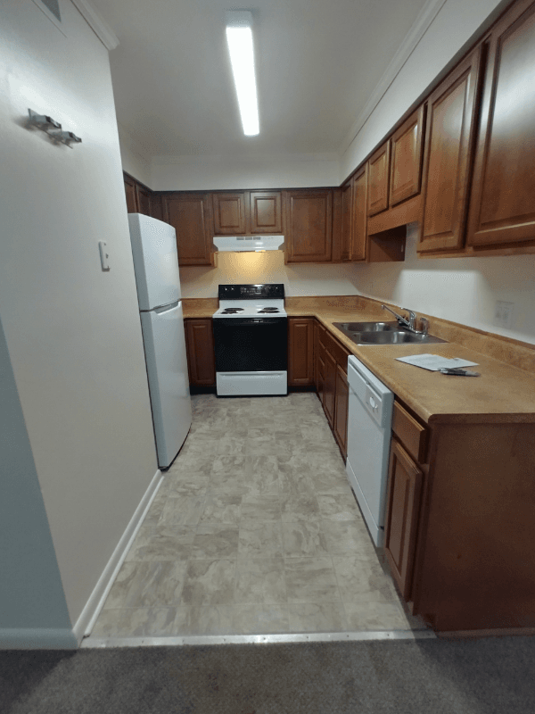 Lynchburg Apartment: 600 Reusens Road