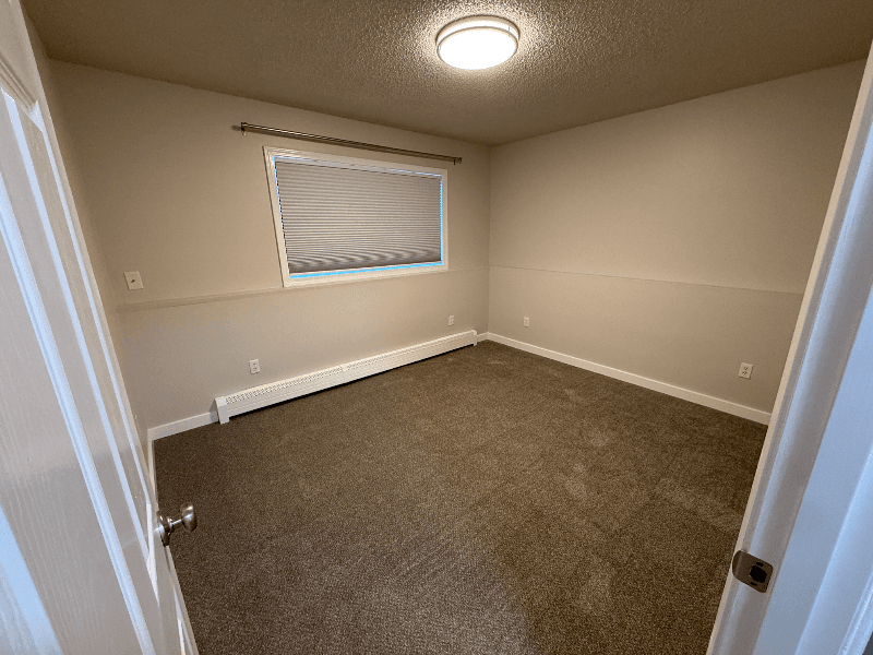 Anchorage Apartment: 533 Mumford St