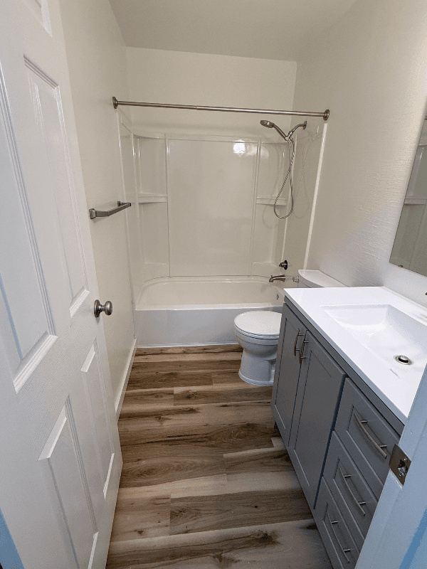 Anchorage Apartment: 533 Mumford St