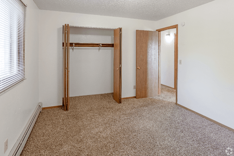 St Cloud Apartment: 2517 Goettens Way