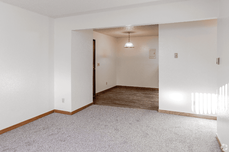 St Cloud Apartment: 2517 Goettens Way