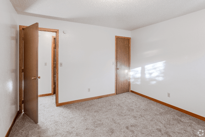 St Cloud Apartment: 2517 Goettens Way