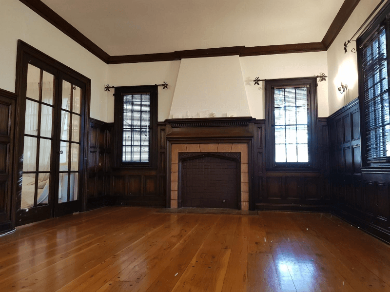 Los Angeles Apartment: 333 N Sycamore Ave