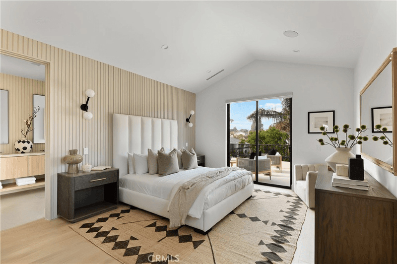 Los Angeles House: 12213 Allin St
