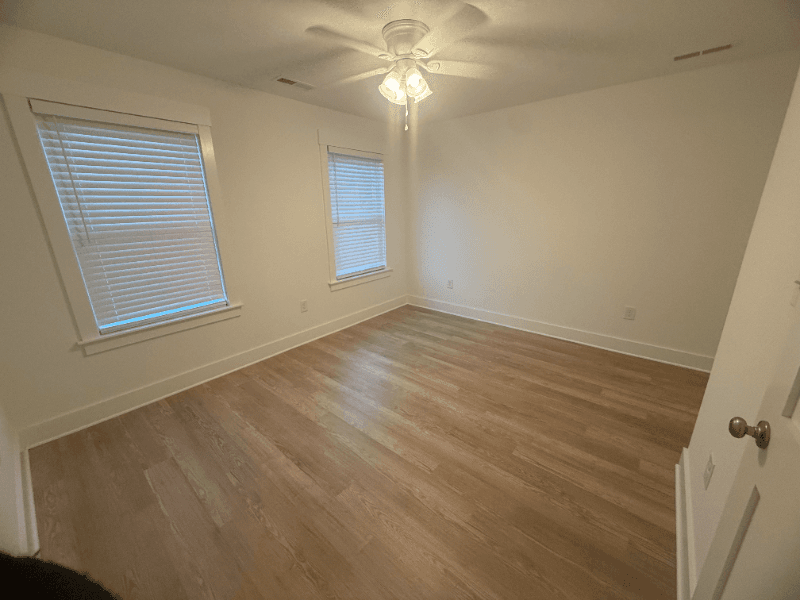Kill Devil Hills House: 213 W Palmetto St