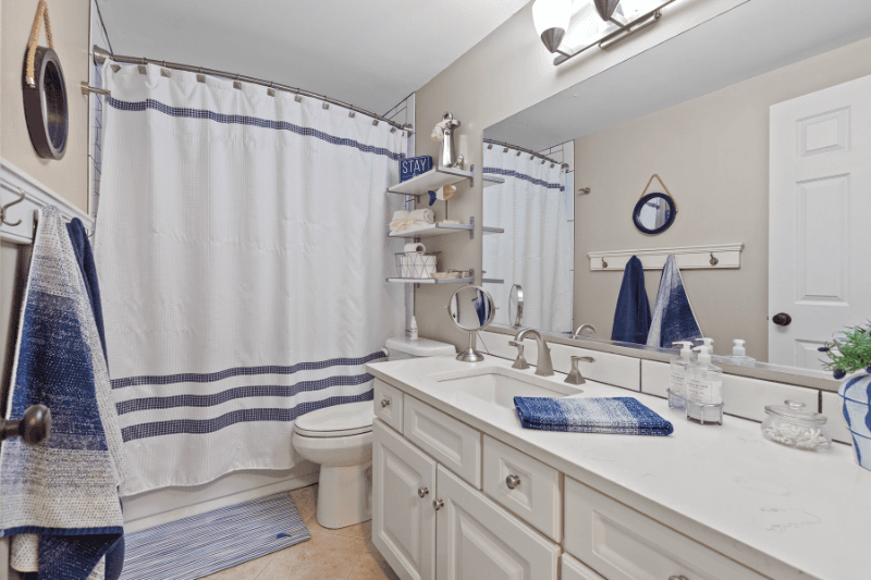 Liberty Lake House: 23608 E 2nd Ave