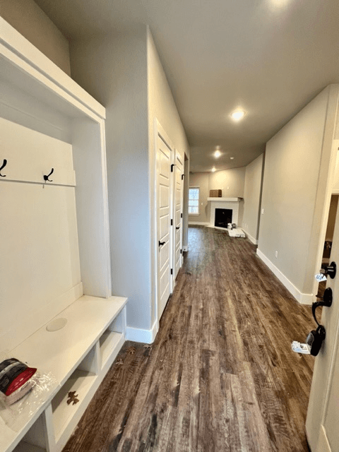 Siloam Springs House: 2735 S Olive Ct