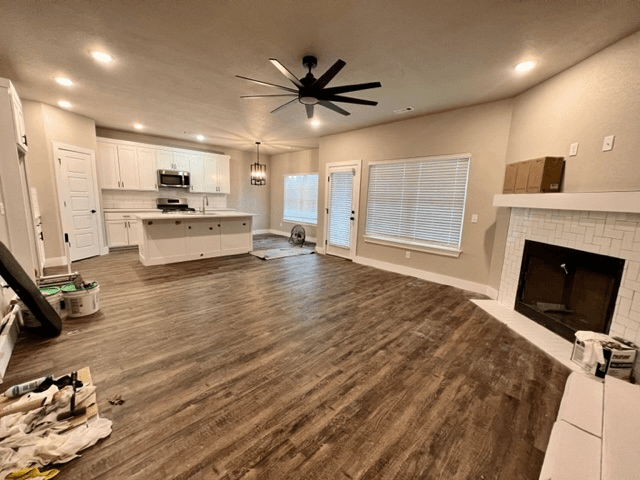 Siloam Springs House: 2735 S Olive Ct