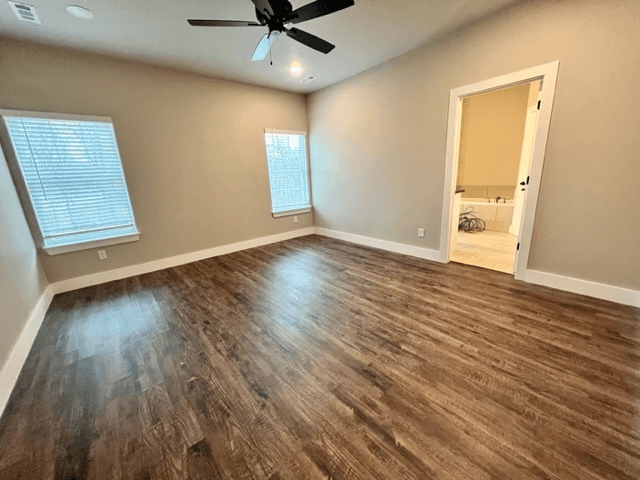 Siloam Springs House: 2735 S Olive Ct
