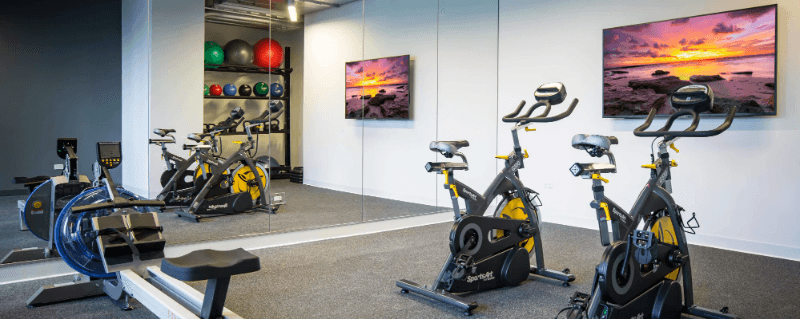 Chicago Condo: 112 W Superior St Chicago, IL