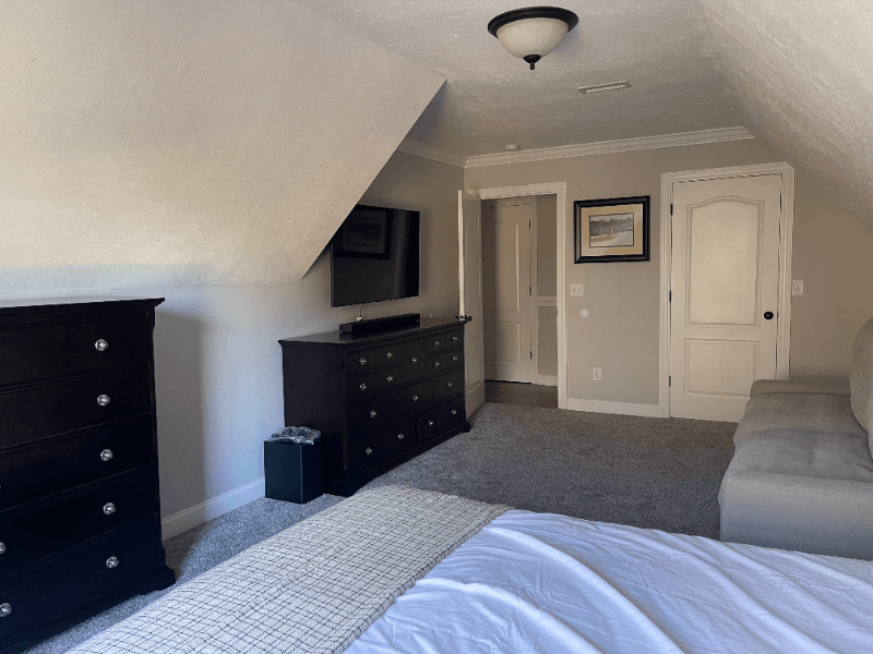 Hickory House: 3816 Steve Ikerd Dr NE
