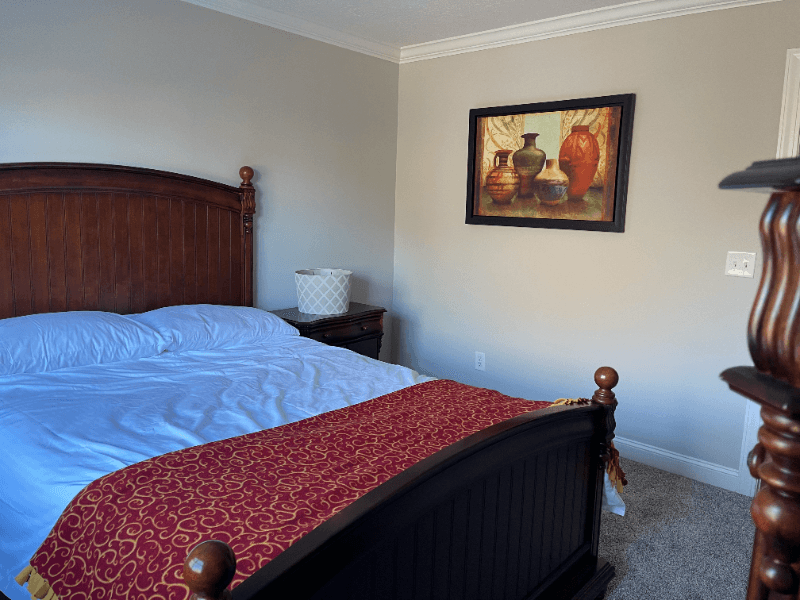 Hickory House: 3816 Steve Ikerd Dr NE