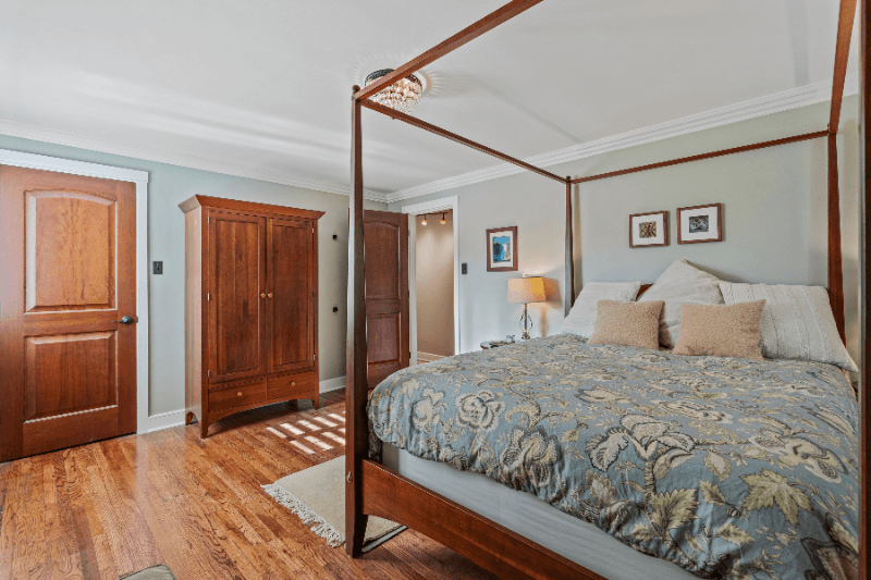 SALT LAKE CITY House: 1545 S 2300 E