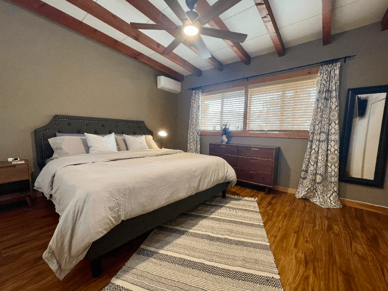 Twentynine Palms House: 71590 Juanita Dr