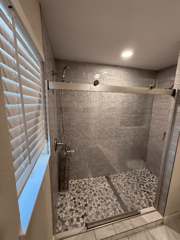 Arlington Single Room: 1504 N. F