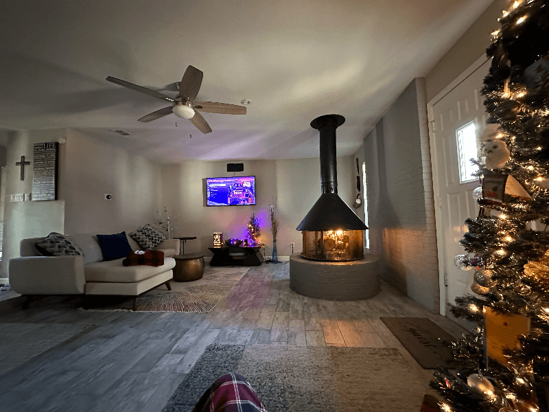 Arlington Single Room: 1504 N. F