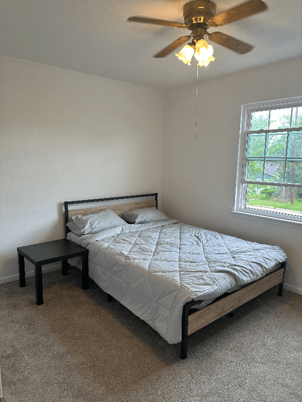 Grand Prairie Single Room: 1902 SE 4Th Street