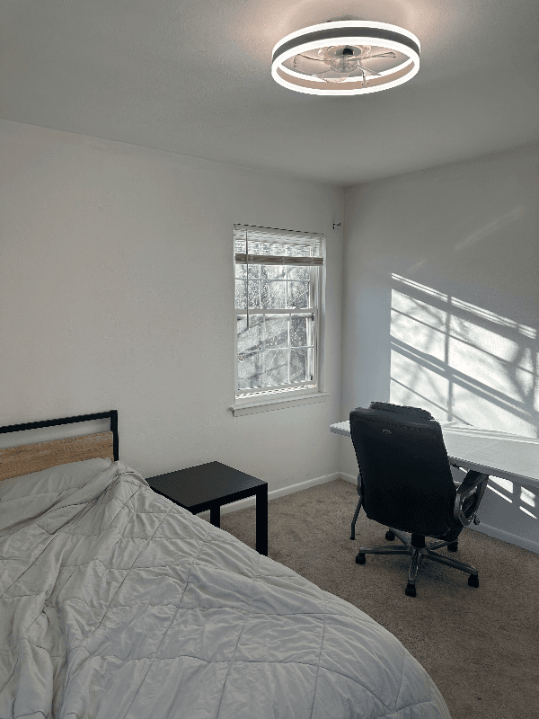 Grand Prairie Single Room: 1902 SE 4Th Street