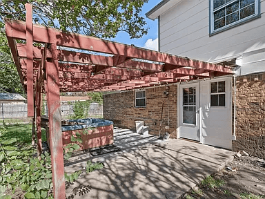 Grand Prairie Single Room: 1902 SE 4Th Street