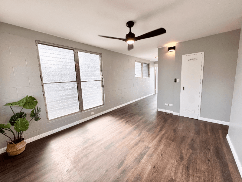 Honolulu Condo: 722 University Ave.