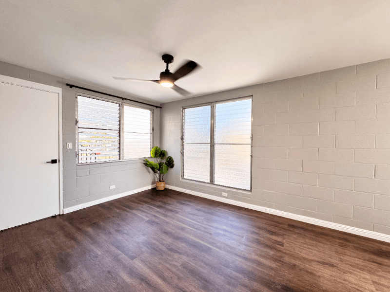Honolulu Condo: 722 University Ave.