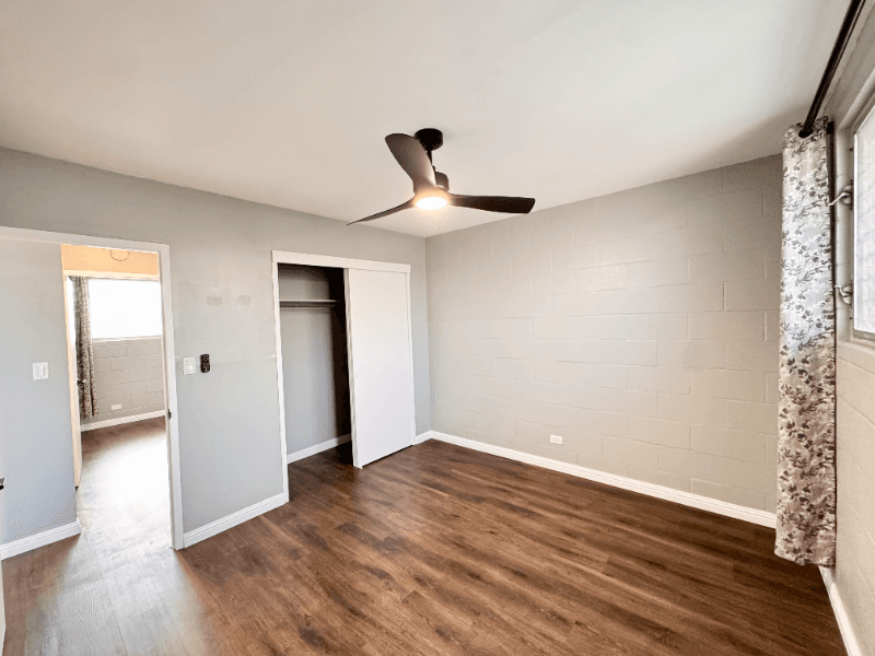 Honolulu Condo: 722 University Ave.