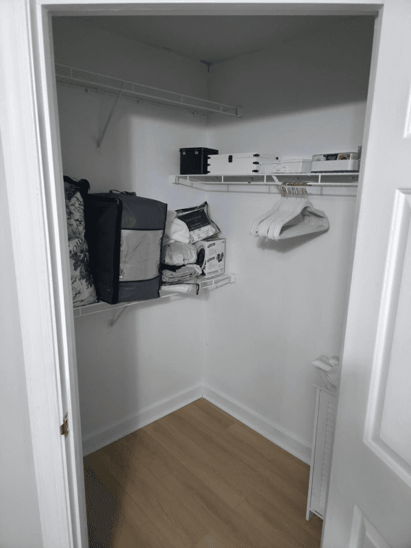 Hanover Single Room: 111 Fawn Hill Rd