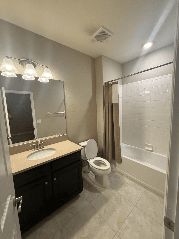 TAMPA Townhome: 2903 Grand Kemerton Place