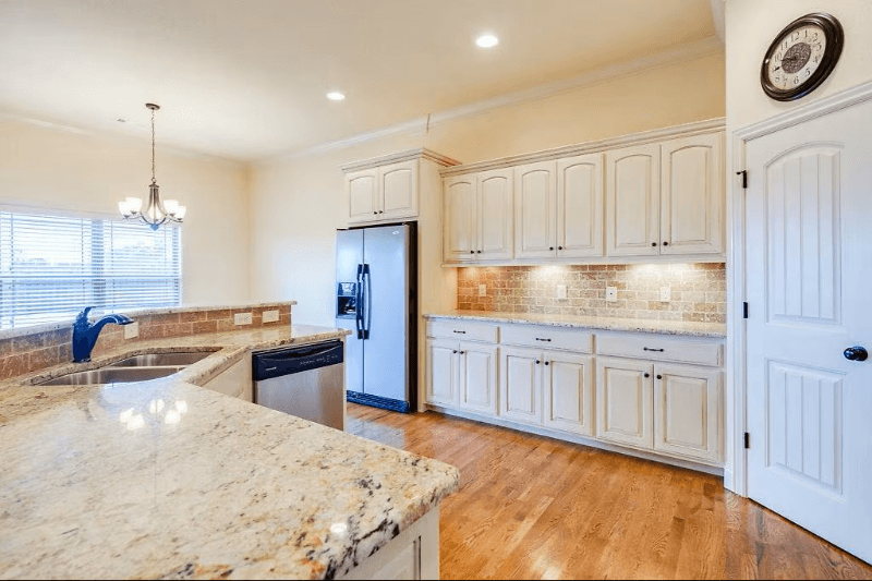 ROGERS House: 5703 W MURFIELD DR