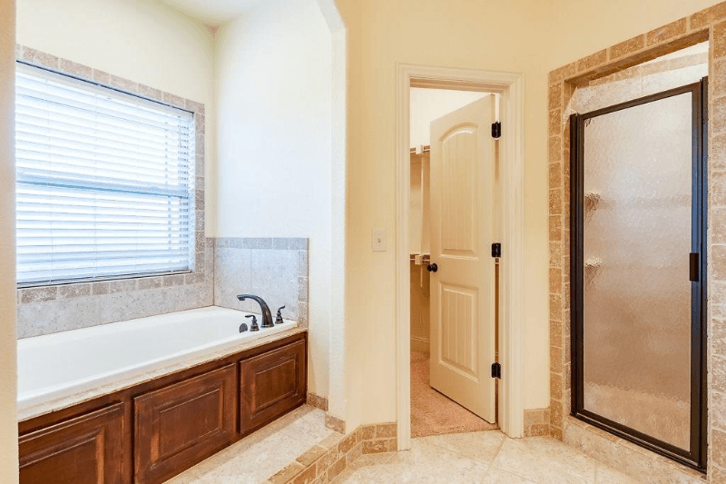 ROGERS House: 5703 W MURFIELD DR
