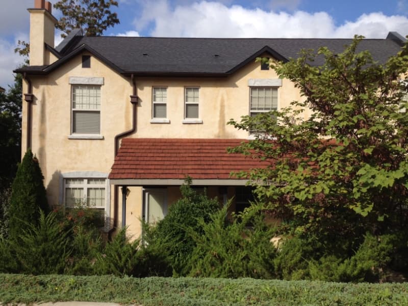 Fayetteville Townhome: 26 N Olive Ave
