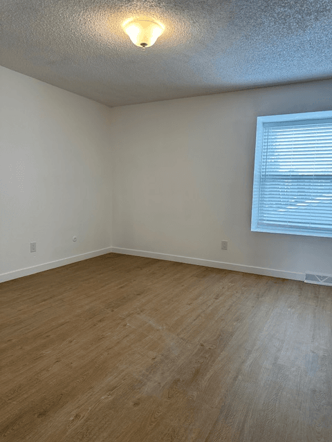 Lakewood Townhome: 1482 S. Pierson
