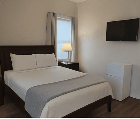 Inkster Single Room: 26672 Dartmouth