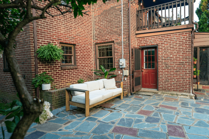Drexel Hill House: 6 Treaty Rd