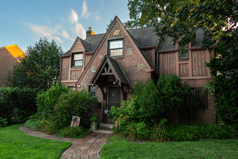 Drexel Hill House: 6 Treaty Rd
