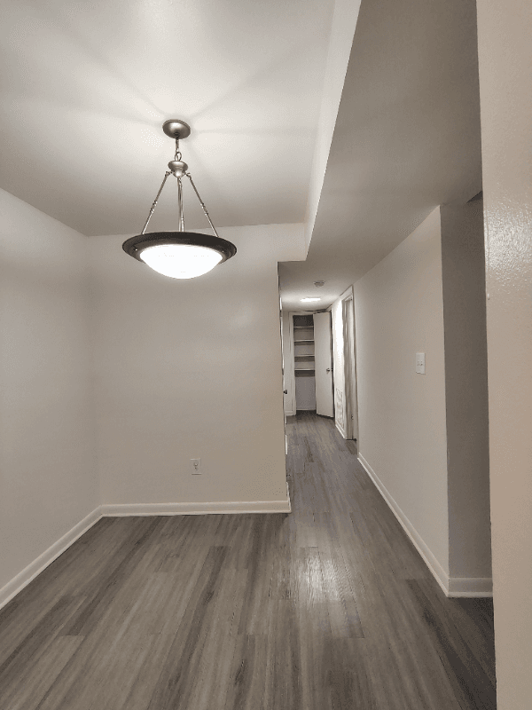 Lynchburg Apartment: 600 Reusens Road