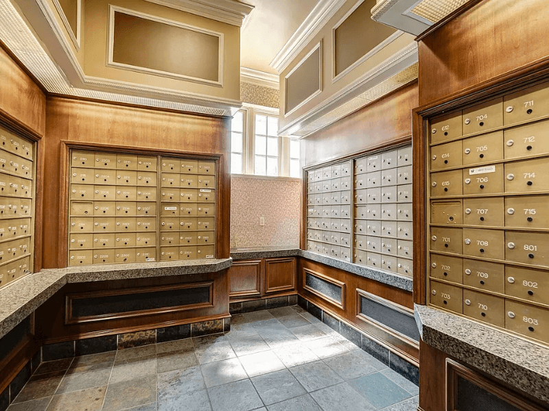 Philadelphia Apartment: 1512 Spruce St