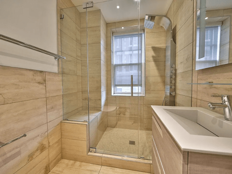 Philadelphia Apartment: 2220 Walnut St