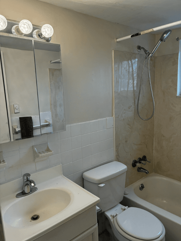 Cincinnati Apartment: 728 Ohio Pike