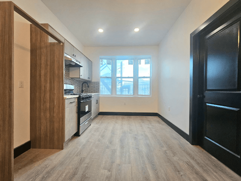 newark Apartment: 11 thomas st