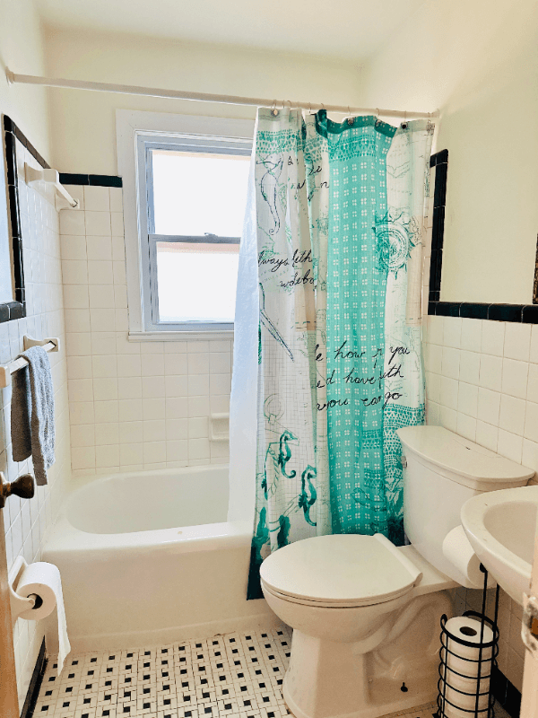 Fayetteville House: 112 Quincy St