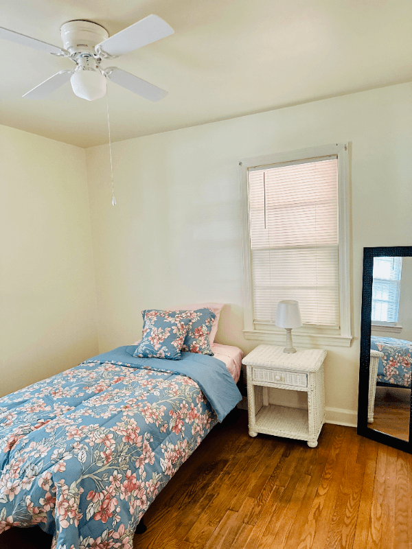 Fayetteville House: 112 Quincy St