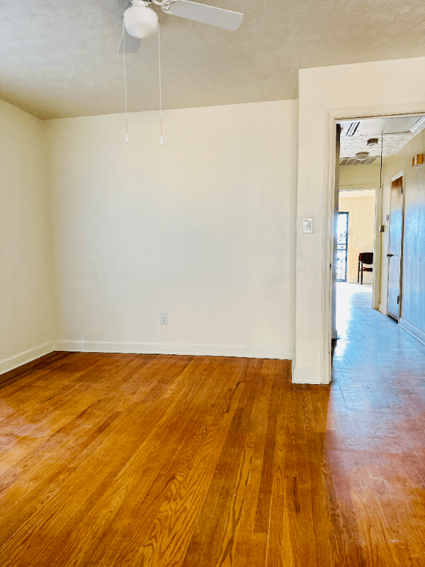 Fayetteville House: 112 Quincy St