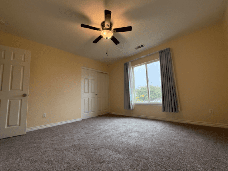 Eastvale Single Room: 14584 sleepy creek dr