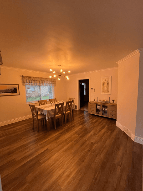 Springville House: 165 N 400 E