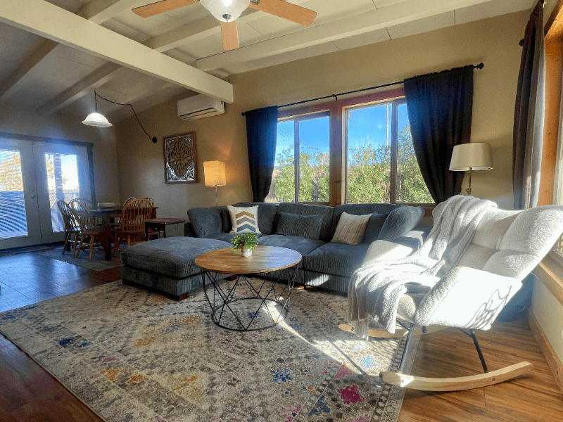 Twentynine Palms House: 71590 Juanita Dr